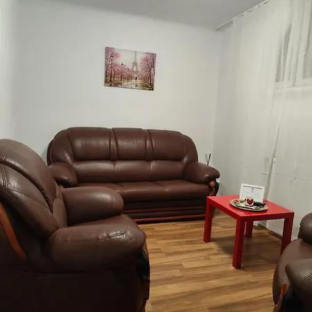 Yanis Apartment